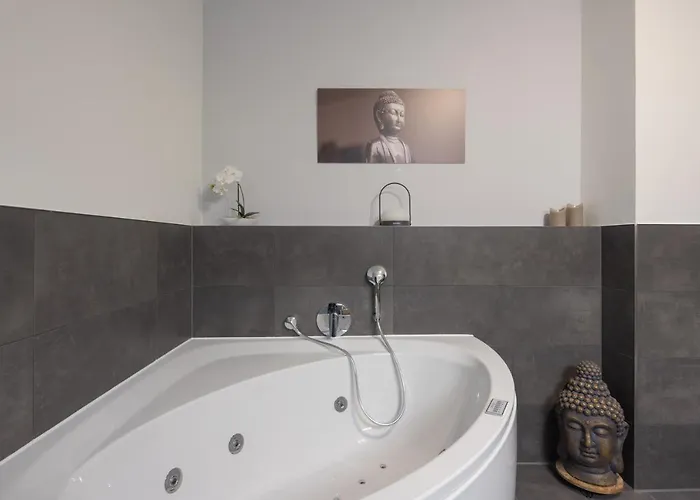 Park-apartment Scharmuetzelsee 12